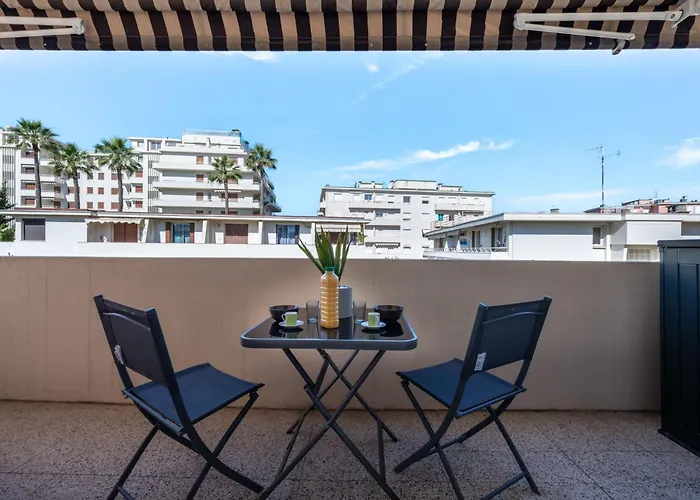 Apartment Le Copacabana By Interhome