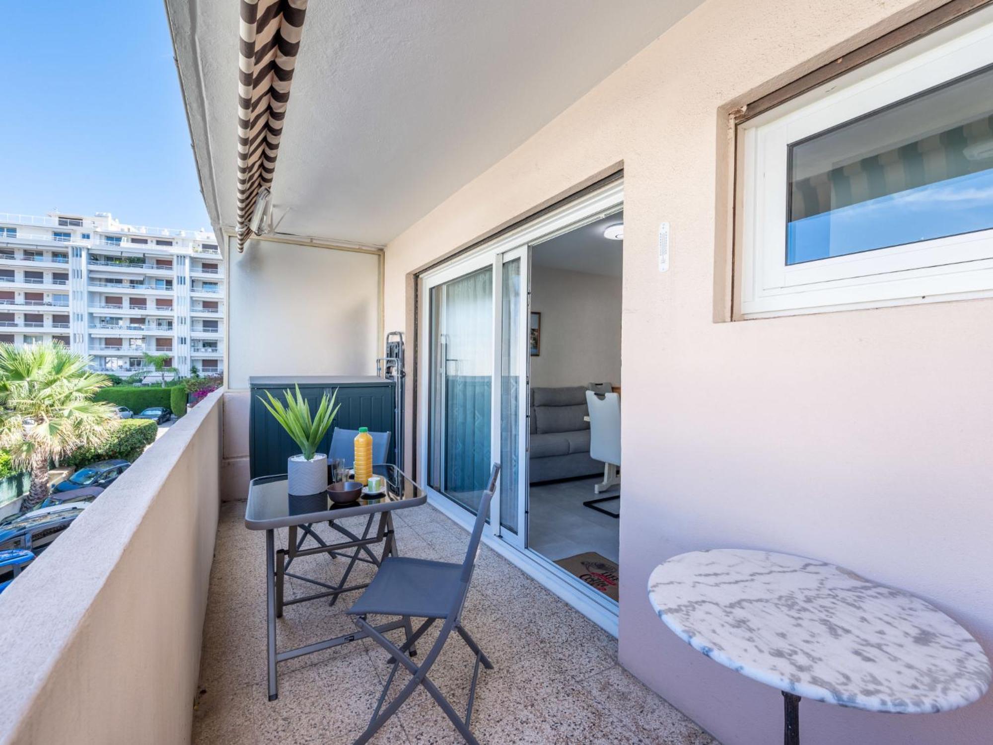 Appartement Le Copacabana By Interhome