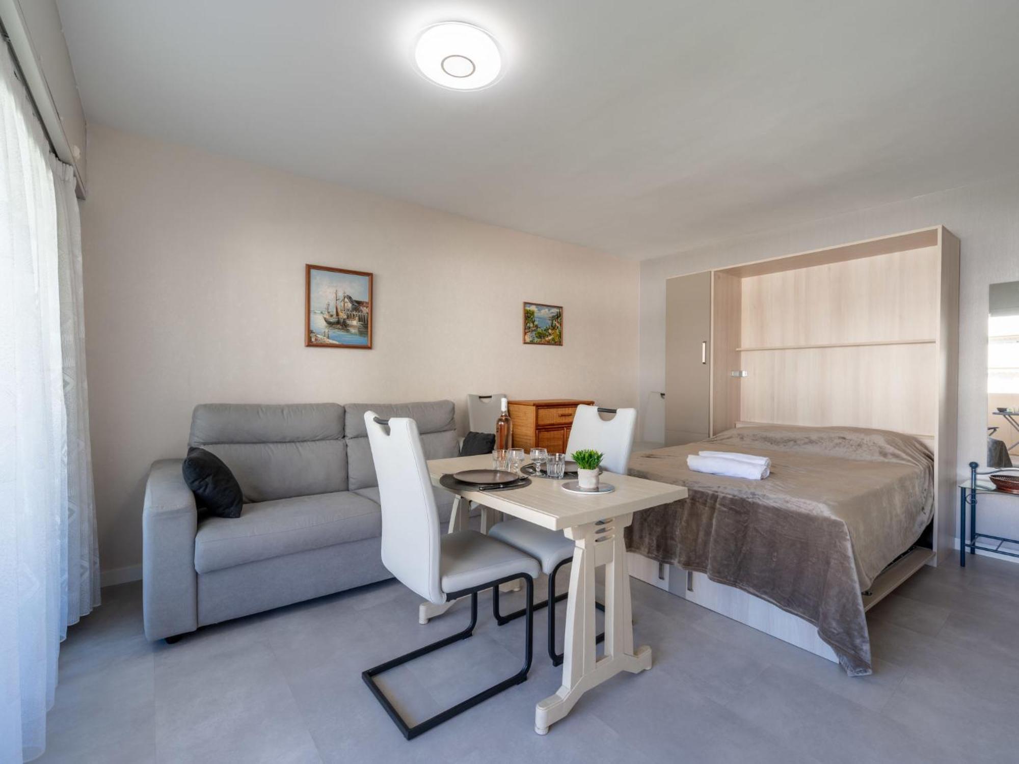 Le Copacabana By Interhome Appartement